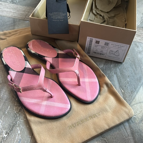 Burberry thong sandals - Picture 3 of 4